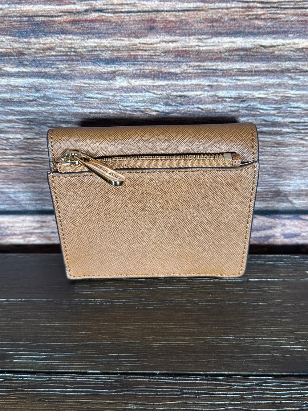 NWT Michael Kors Jet Set Brown Saffiano Trifold Wallet with Gold Logo